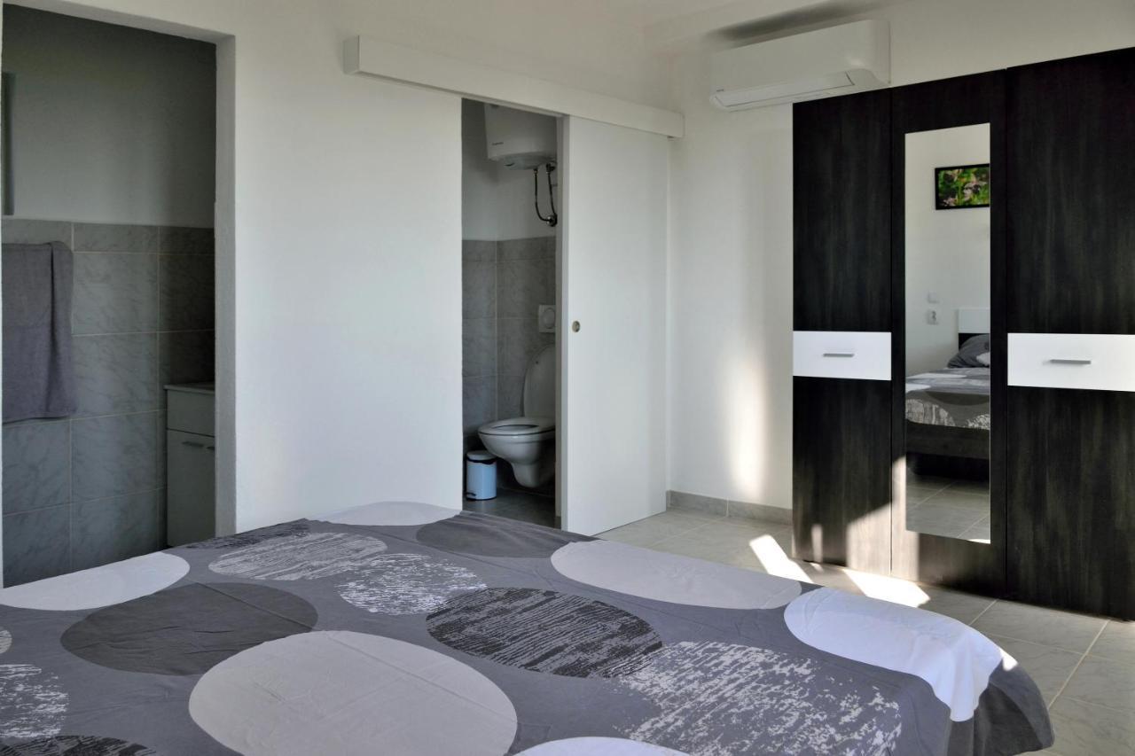 B&B On The Rocks Blizna Donja Екстер'єр фото