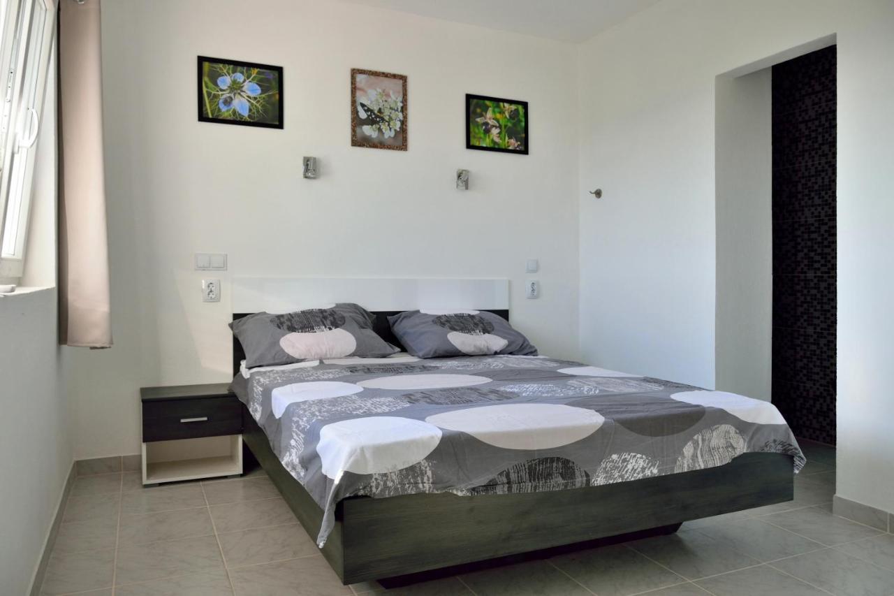 B&B On The Rocks Blizna Donja Екстер'єр фото
